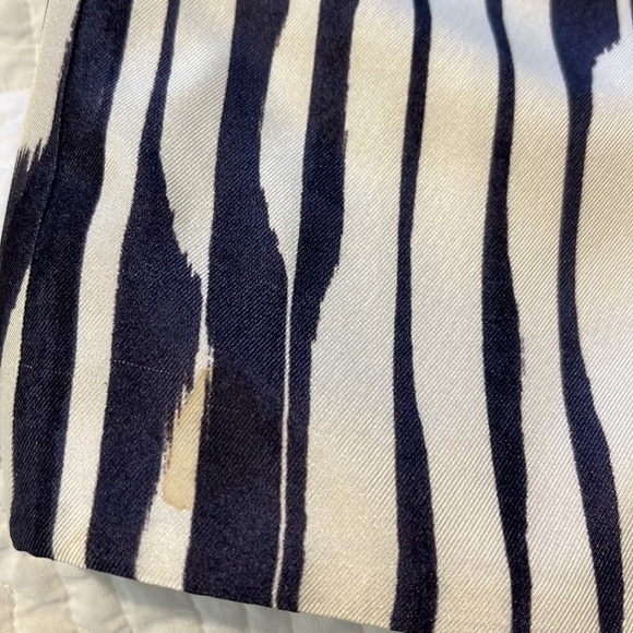 Theory Navy and White Tank. Size M. - Picture 8 of 8